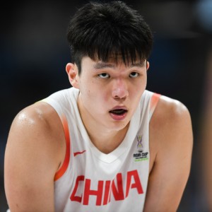杨瀚森：代表国家队出战是每一个运动员的梦想 我会尽快调整状态